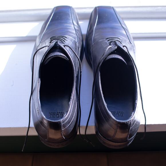 Hugo Boss Black Leather Dress Shoes Square Toe Size 9 - Picture 6 of 8